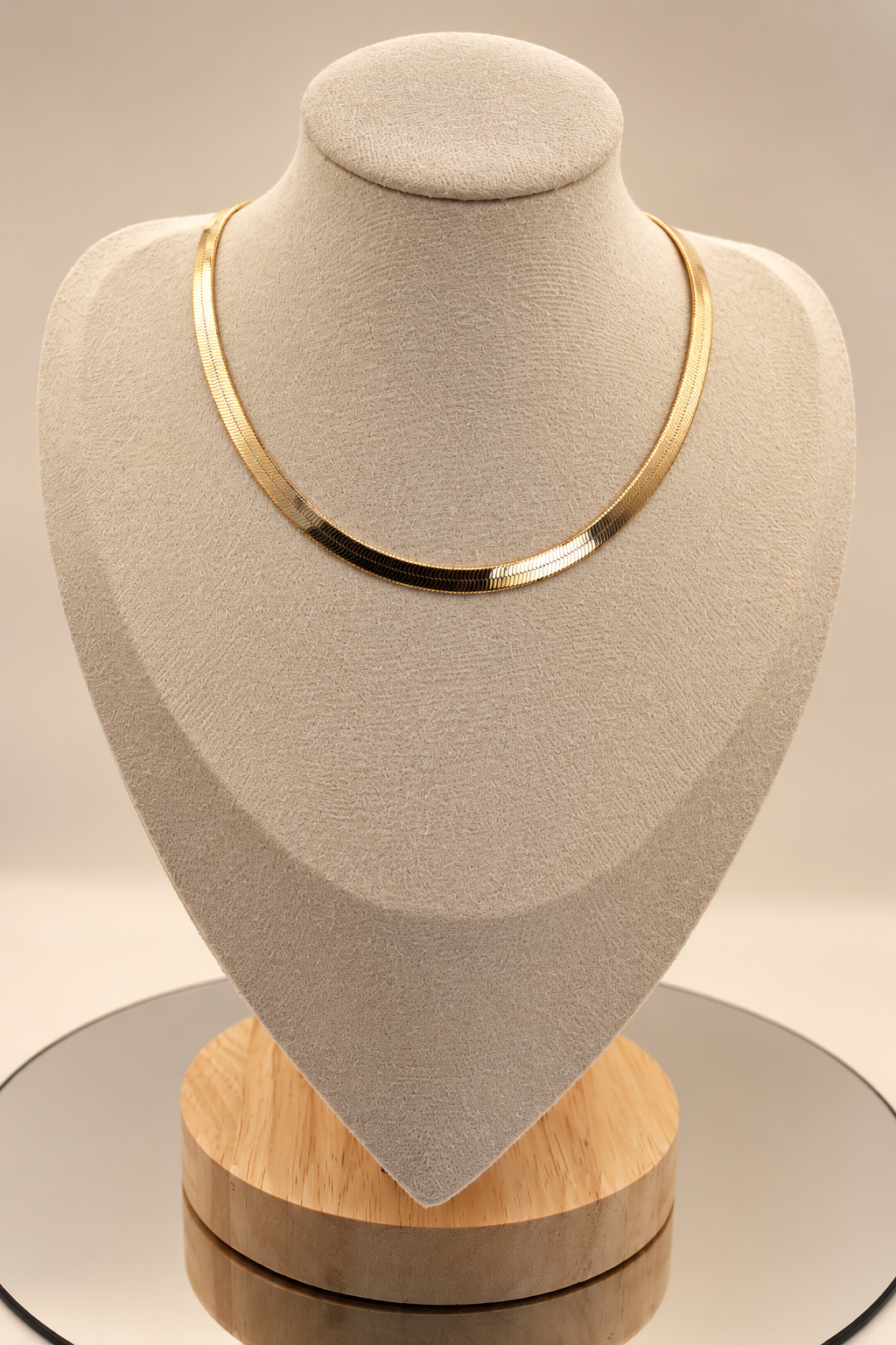 Flat Chain Choker Necklace