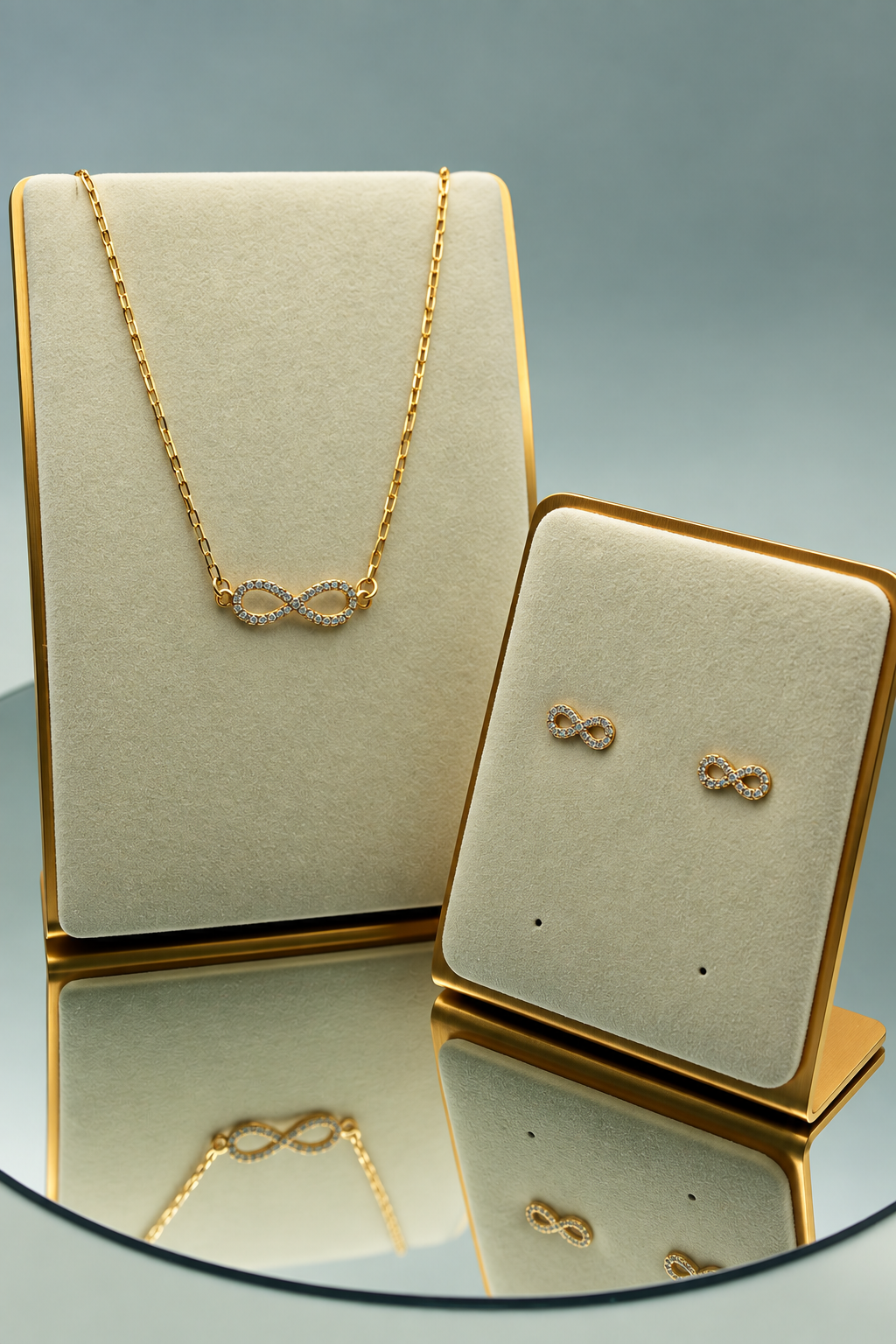 Zirconia Infinity Jewelry Set