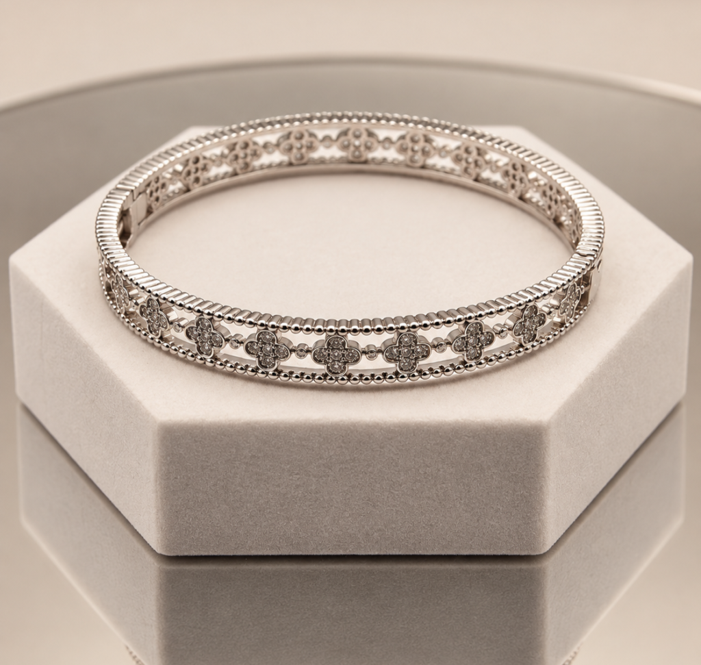 Pavé Clover Bangle