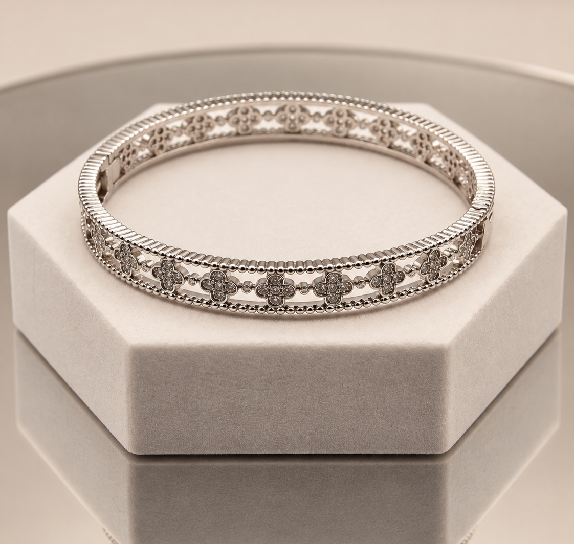 Pavé Clover Bangle