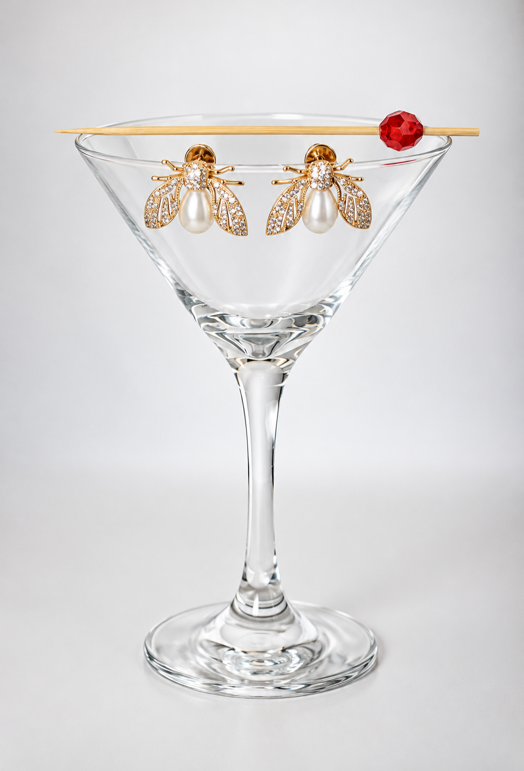 Pearl & Zirconia Bee Earrings